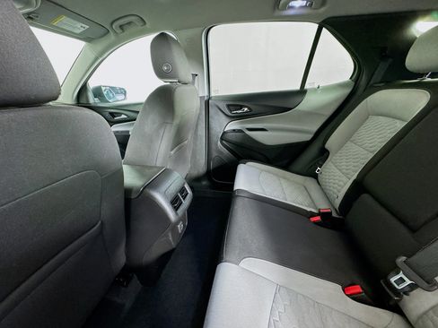 Used 2019 Chevrolet Equinox LT FWD image 23