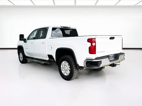 Used 2023 Chevrolet Silverado 2500 LT w/ Convenience Package image 6