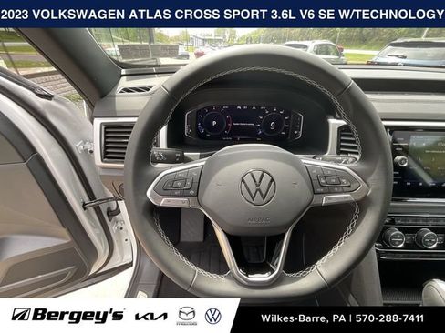 Used 2023 Volkswagen Atlas Cross Sport SE w/ Black Wheel Package AWD/4WD image 7