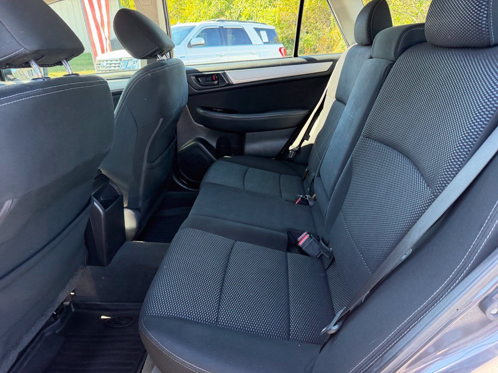 Used 2018 Subaru Outback 2.5i AWD/4WD image 21
