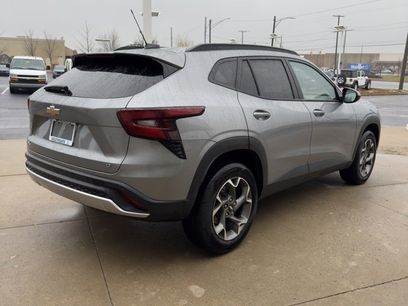 Used 2025 Chevrolet Trax LT w/ LT Convenience Package