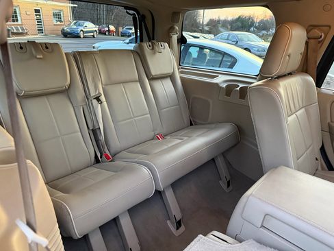 Used 2008 Lincoln Navigator 4WD image 22