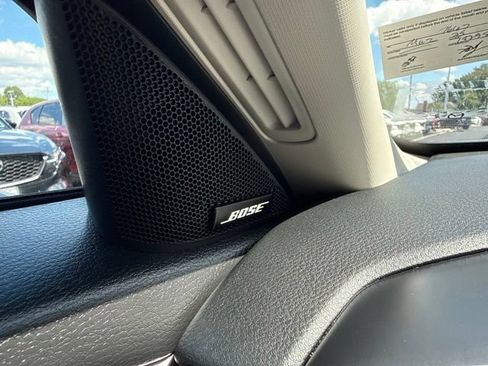 Used 2025 MAZDA CX-50 AWD 2.5 S w/ Premium Package image 16