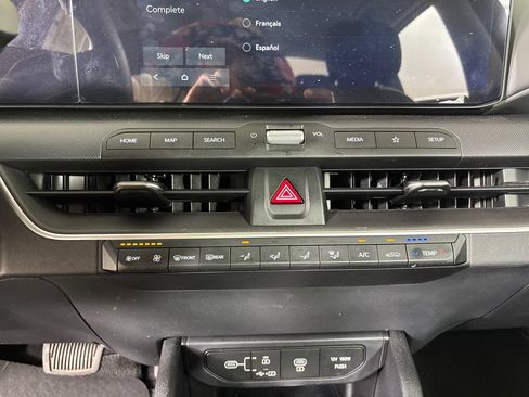 Used 2025 Kia K4 FWD image 15