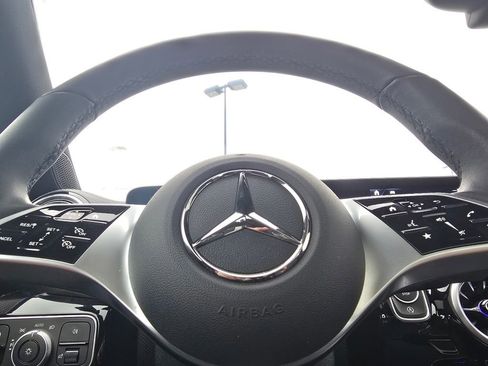 Certified 2025 Mercedes-Benz CLA 250 4MATIC image 27