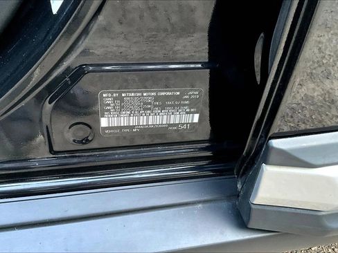 Used 2019 Mitsubishi Outlander SEL FWD image 33