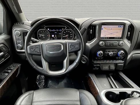 Used 2020 GMC Sierra 1500 Denali w/ Driver Alert Package II AWD/4WD image 9