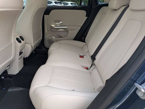 Used 2023 Mercedes-Benz GLA 250 image 27