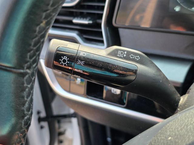 Used 2024 Kia Sportage EX AWD/4WD image 31
