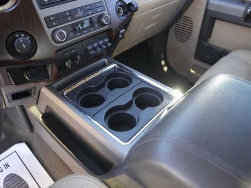 Used 2011 Ford F250 Lariat w/ Lariat Interior Pkg image 27