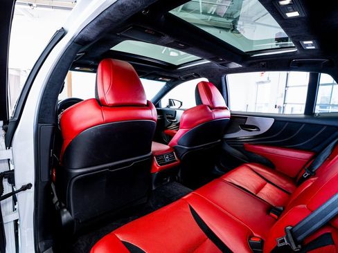 Used 2018 Lexus LS 500 F Sport w/ Accessory Package (Z2) image 58