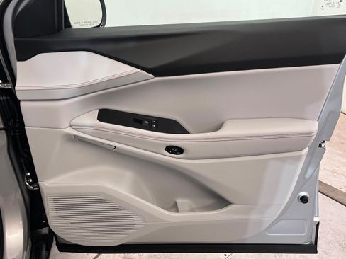 New 2026 Jeep Cherokee Limited AWD/4WD image 23