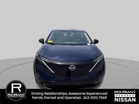Used 2024 Nissan Ariya AWD image 11