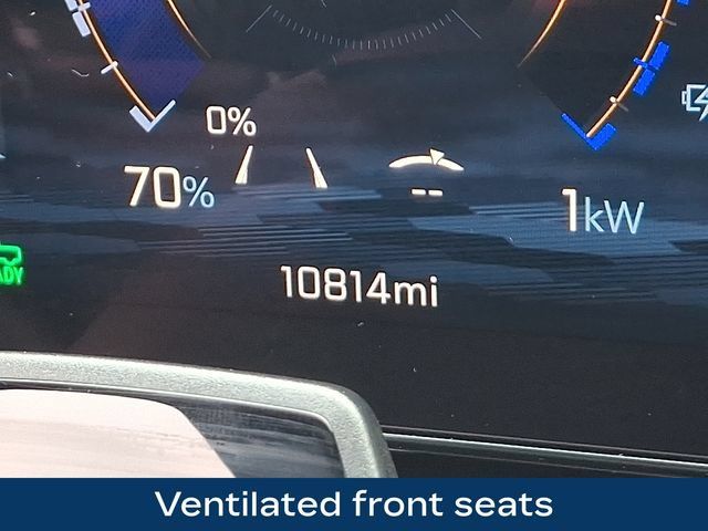 Used 2026 Chevrolet Silverado EV Trail Boss AWD/4WD image 6