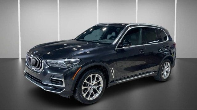 Used 2023 BMW X5 xDrive40i AWD/4WD image 3
