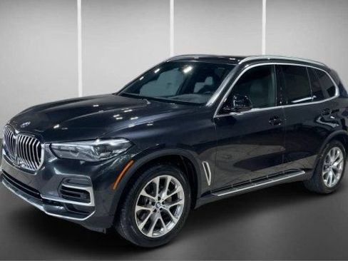 Used 2023 BMW X5 xDrive40i AWD/4WD image 3