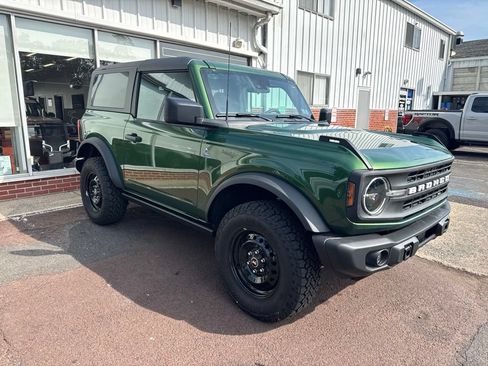 Used 2023 Ford Bronco Black Diamond AWD/4WD image 3