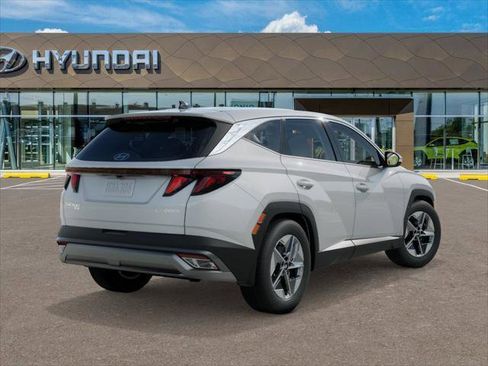 New 2026 Hyundai Tucson SEL image 4