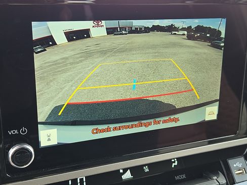 Used 2026 Toyota Tundra SR5 AWD/4WD image 18