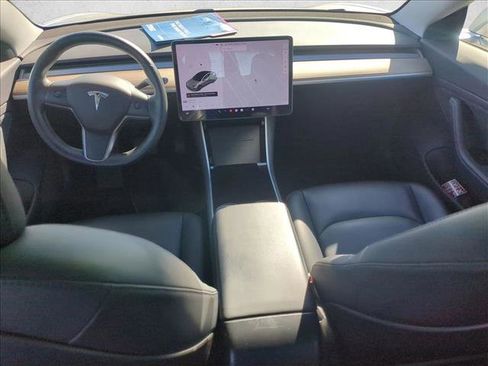 Used 2018 Tesla Model 3 Long Range image 18