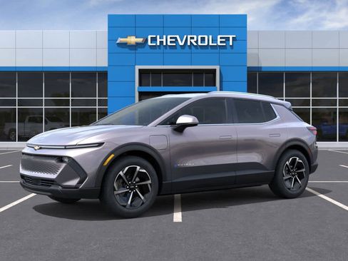 New 2026 Chevrolet Equinox EV LT AWD/4WD image 2