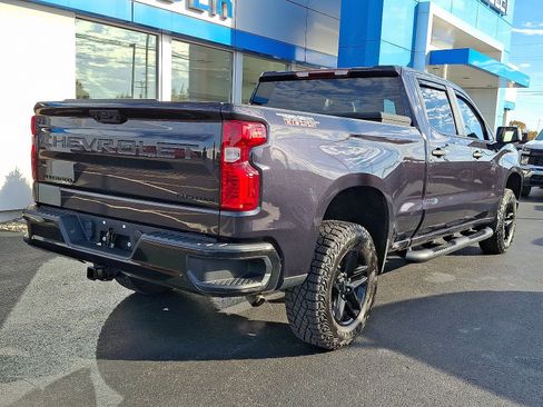 Used 2024 Chevrolet Silverado 1500 Custom Trail Boss w/ LPO, Dark Essentials Package image 6
