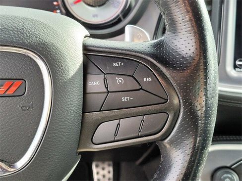 Used 2020 Dodge Challenger R/T w/ Plus Package image 25