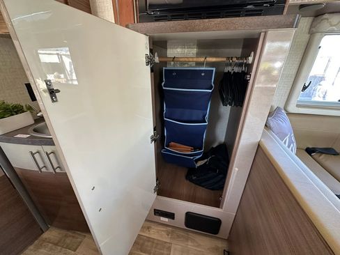 Used 2016 Mercedes-Benz Sprinter 3500 image 37