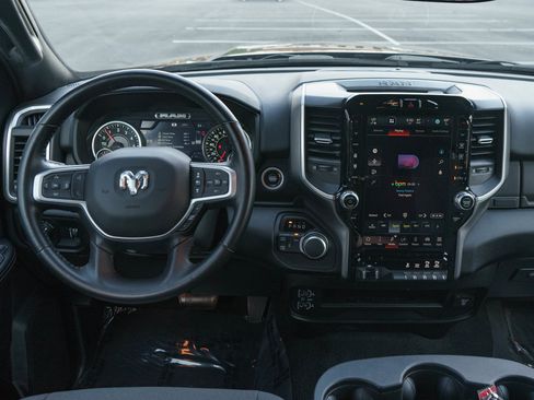Used 2024 RAM 2500 Big Horn w/ Safety Group AWD/4WD image 12