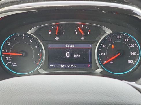 Used 2020 Chevrolet Traverse LT image 25