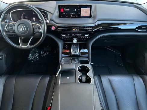 Used 2022 Acura MDX SH-AWD w/ Advance Package image 3
