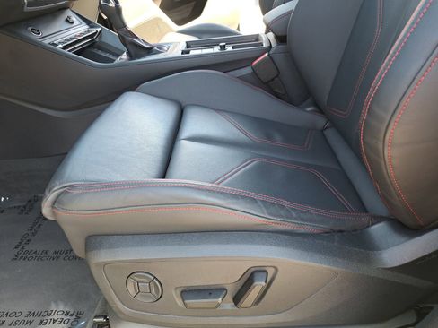 Certified 2025 Audi Q3 2.0T Premium Plus w/ Premium Plus Package image 32