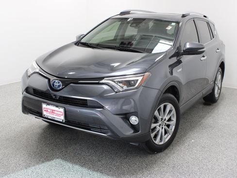 Used 2017 Toyota RAV4 Limited w/ Advanced Technology Package AWD/4WD image 2