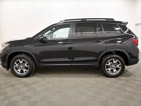 Certified 2023 Honda Passport TrailSport image 4