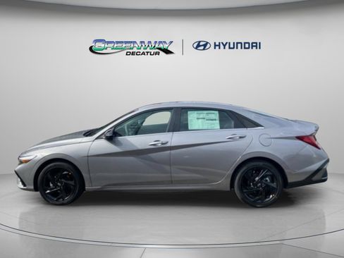 New 2026 Hyundai Elantra SEL Sport FWD image 4