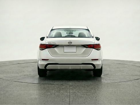 Used 2025 Nissan Sentra SV image 7