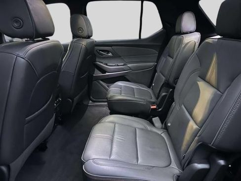Used 2023 Chevrolet Traverse RS AWD/4WD image 15