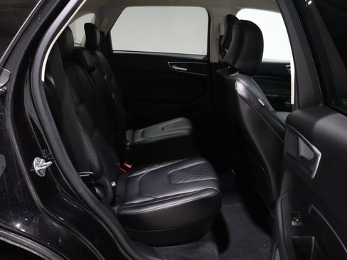 Used 2024 Ford Edge Titanium AWD/4WD image 25