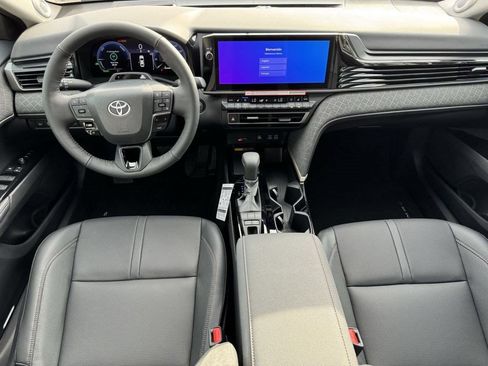 Used 2026 Toyota Camry XLE w/ Premium Plus Package FWD image 9
