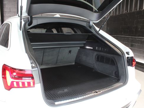 Used 2023 Audi RS 6 image 78