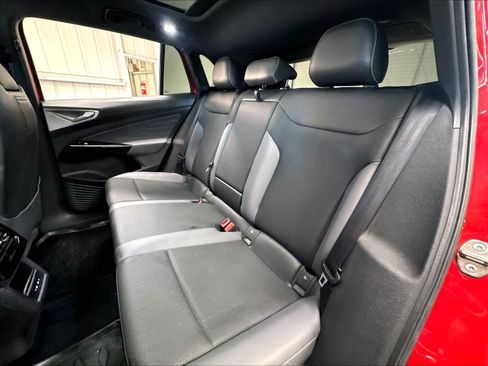 Used 2023 Volkswagen ID.4 Pro S RWD image 25
