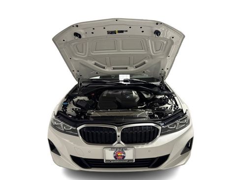 Used 2025 BMW 330i xDrive Sedan image 11
