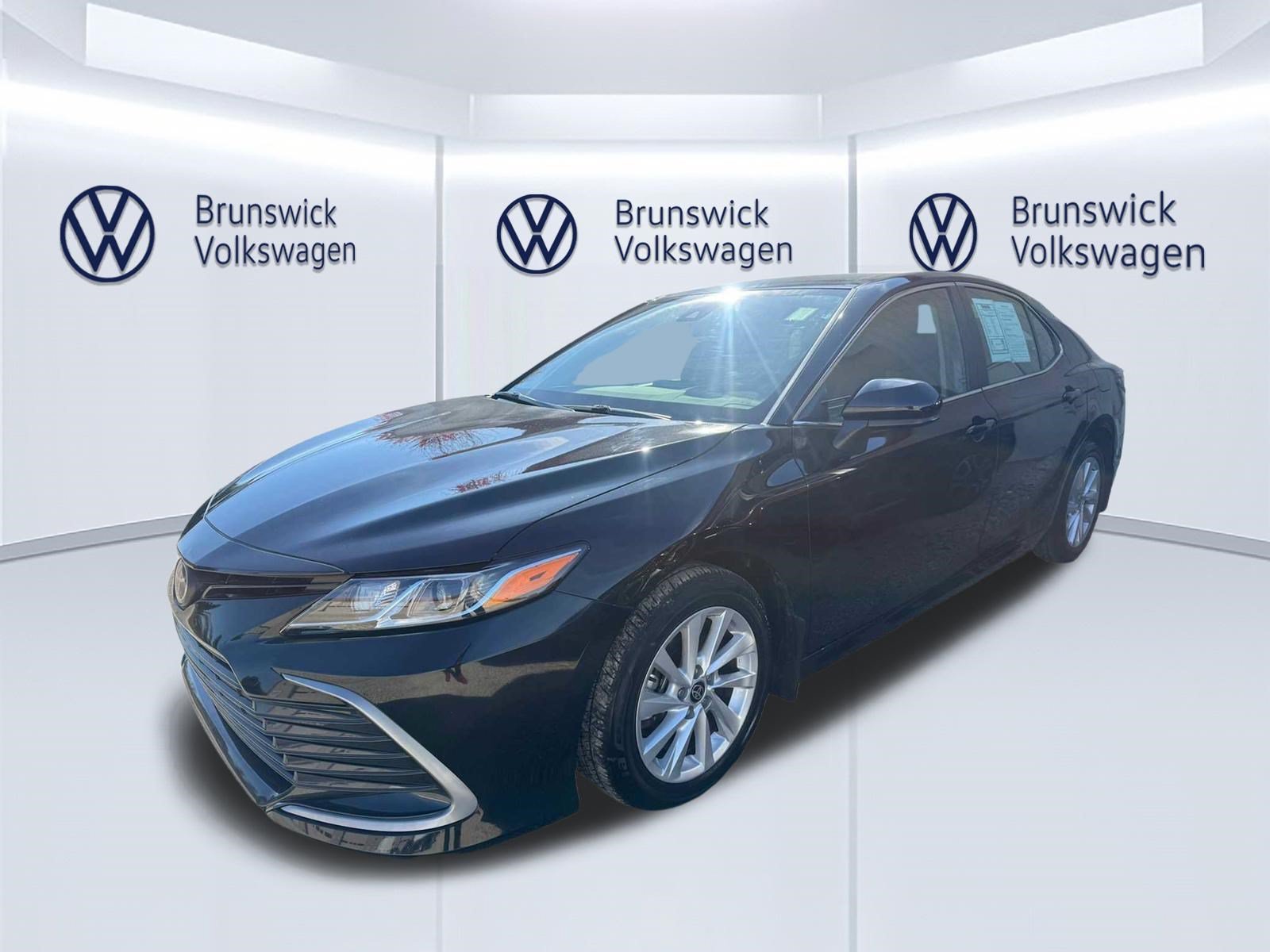 Certified 2024 Toyota Camry LE FWD image 5
