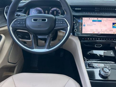 New 2026 Jeep Grand Cherokee Limited w/ Limited Altitude Package image 14