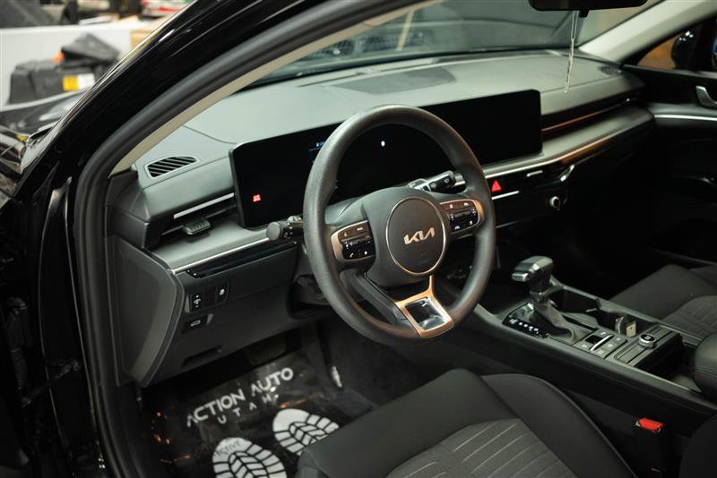 Used 2025 Kia K5 LXS FWD image 9