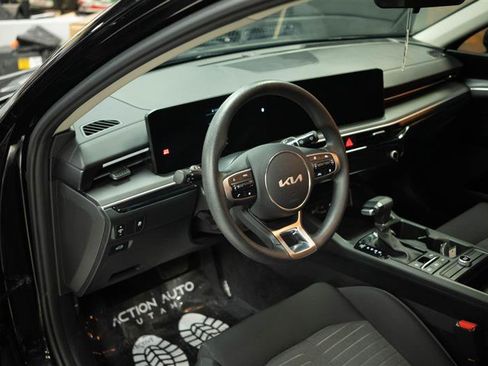 Used 2025 Kia K5 LXS FWD image 9