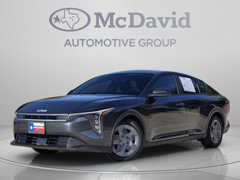 Used 2025 Kia K4 FWD image 1