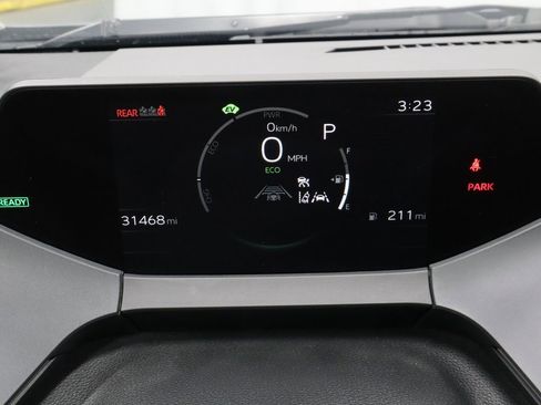 Used 2023 Toyota Prius LE image 27