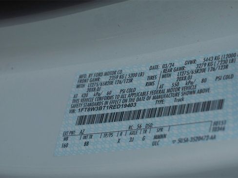 Used 2024 Ford F350 Platinum image 26