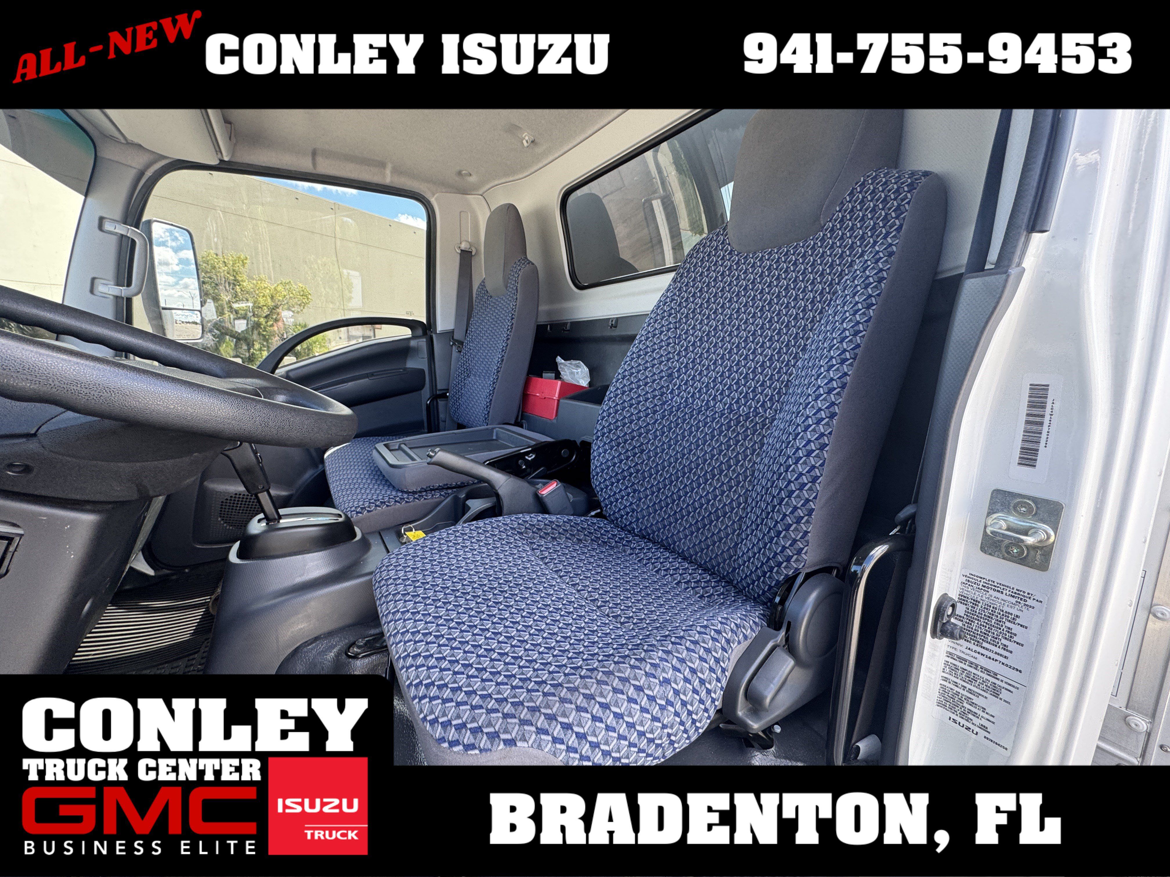 Used 2023 Isuzu NPR RWD image 12